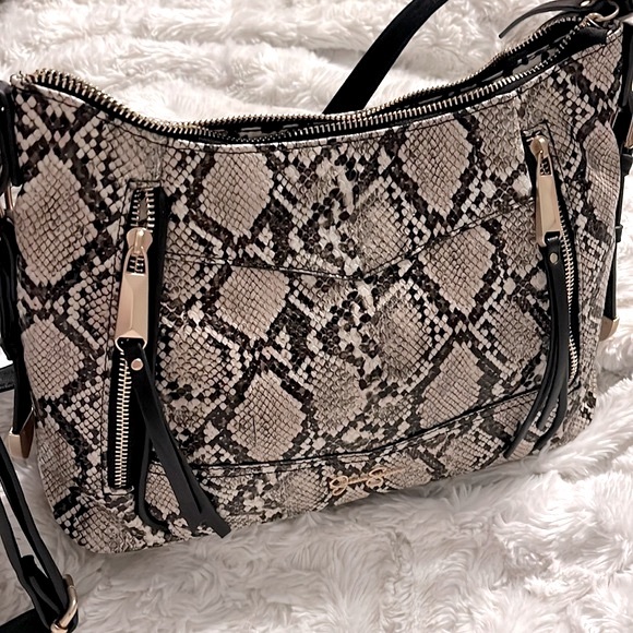 Jessica Simpson NWT Snakeskin shoulder bag - Picture 2 of 7